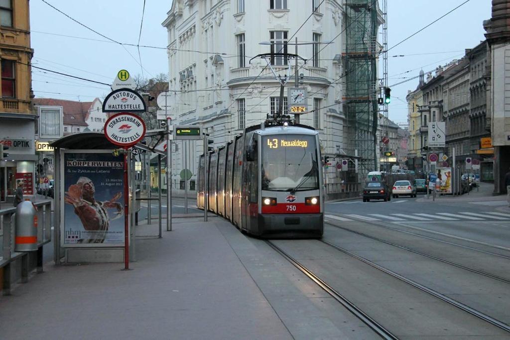 Hotel In Hernals Vienna Esterno foto