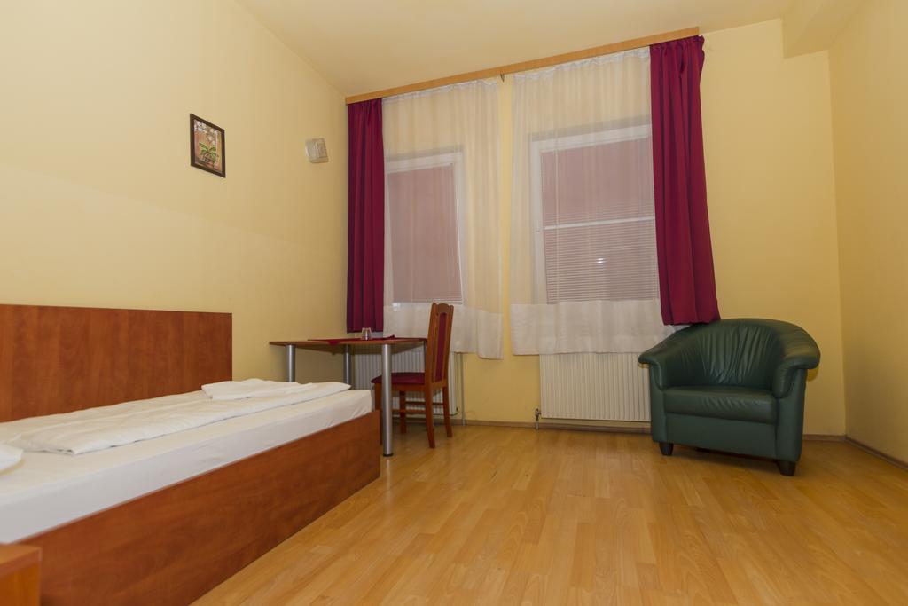 Hotel In Hernals Vienna Camera foto